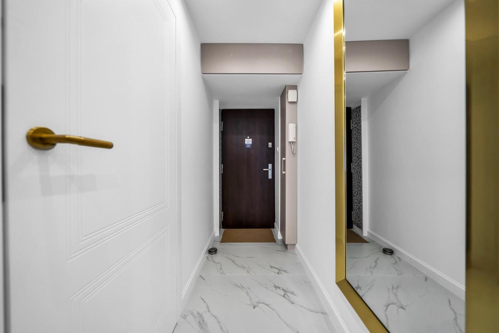 Warsaw Centrum Apartment - Workspace, Balcony - By Rentujemy Exterior photo